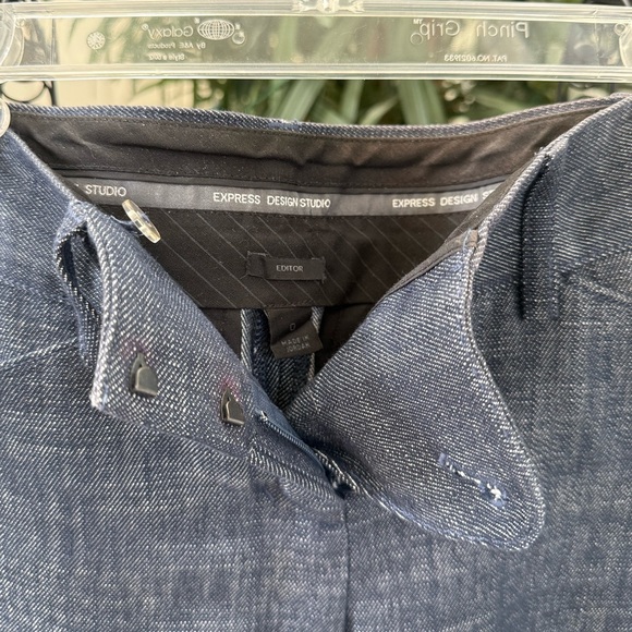 Express Design Studio Women's Dark Blue Culotte Pants. - Picture 6 of 6